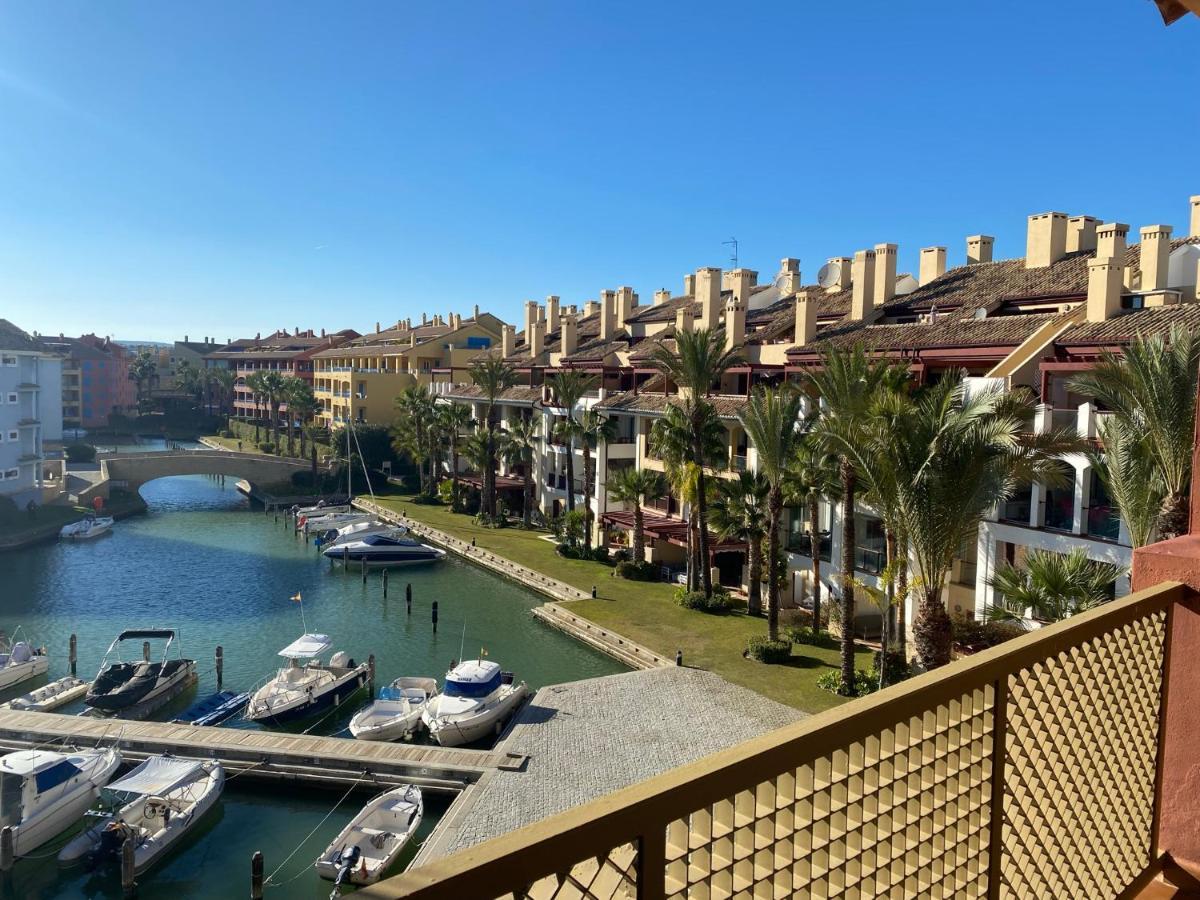Apartamento Con Terraza Sobre La Marina De Sotogrande São Roque Exterior foto