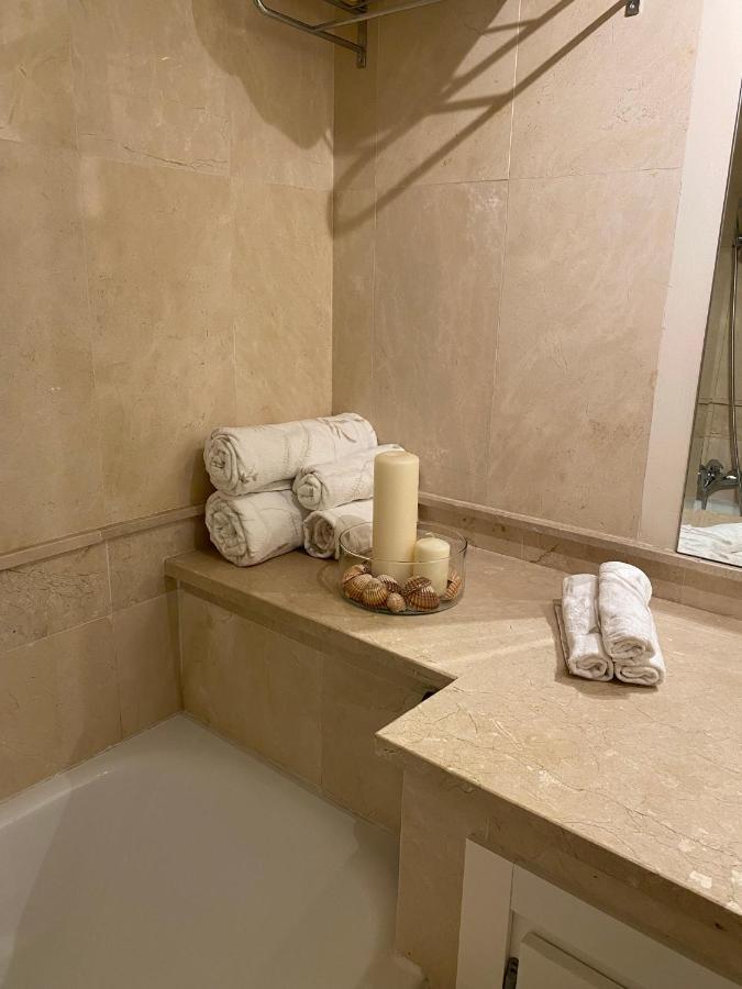 Apartamento Con Terraza Sobre La Marina De Sotogrande São Roque Exterior foto
