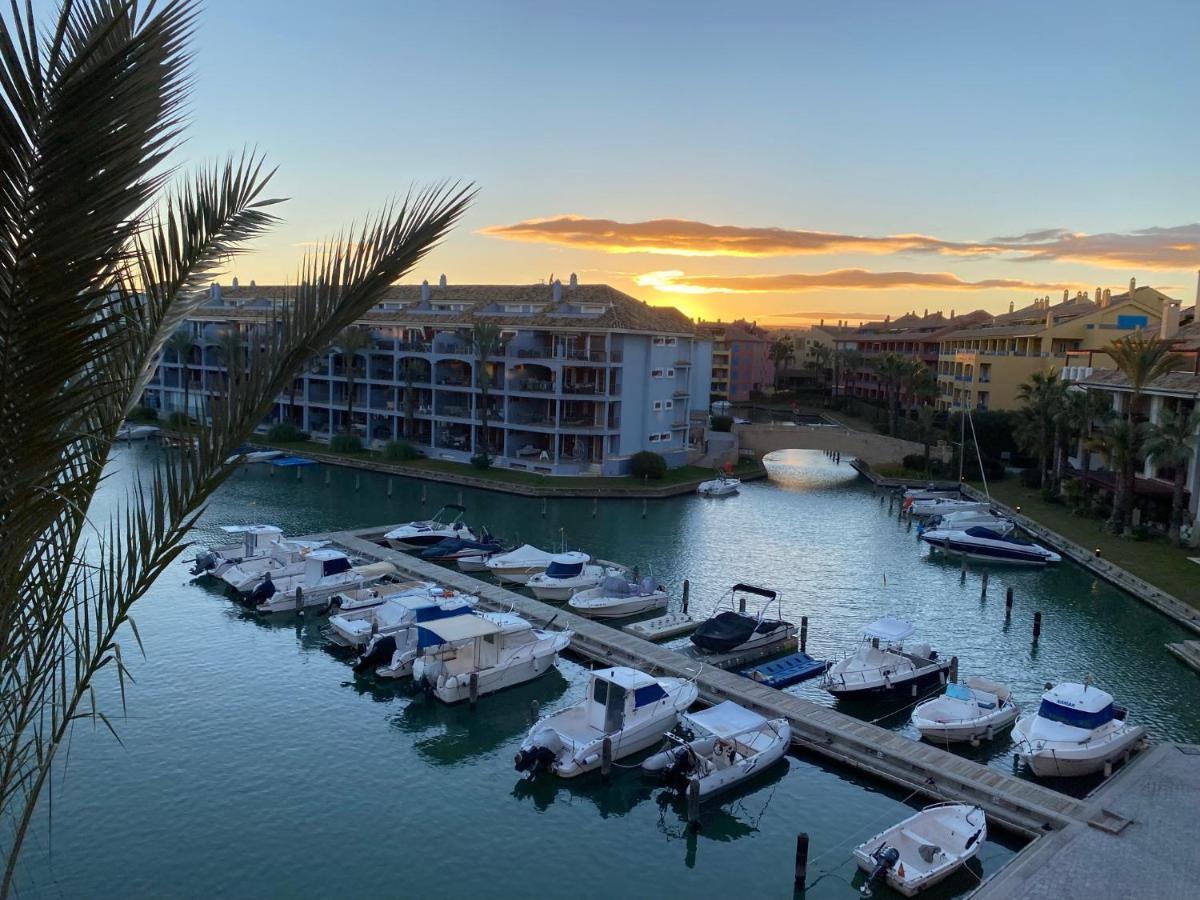 Apartamento Con Terraza Sobre La Marina De Sotogrande São Roque Exterior foto